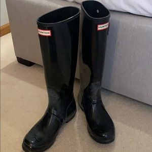 Glossed Black Hunter Rain Boots
